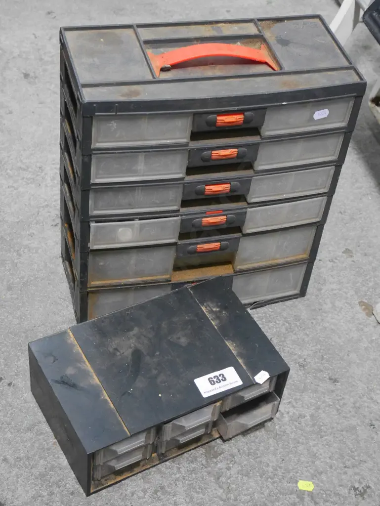 2 mini storage chests Image 1++