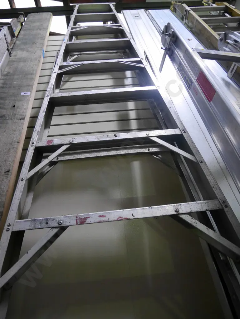 9 step aluminium ladder Image 1++