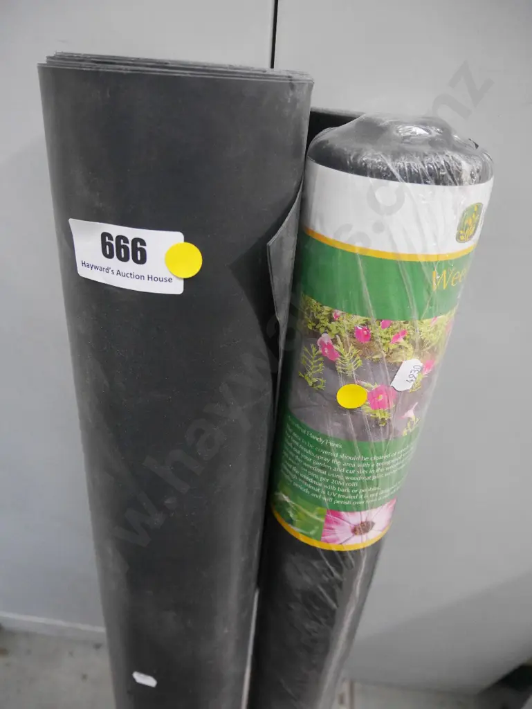 roll of black polythene, roll of weed mat Image 1++
