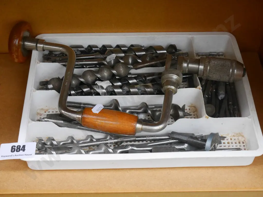 brace and cutlery tray of auger bits Image 1++