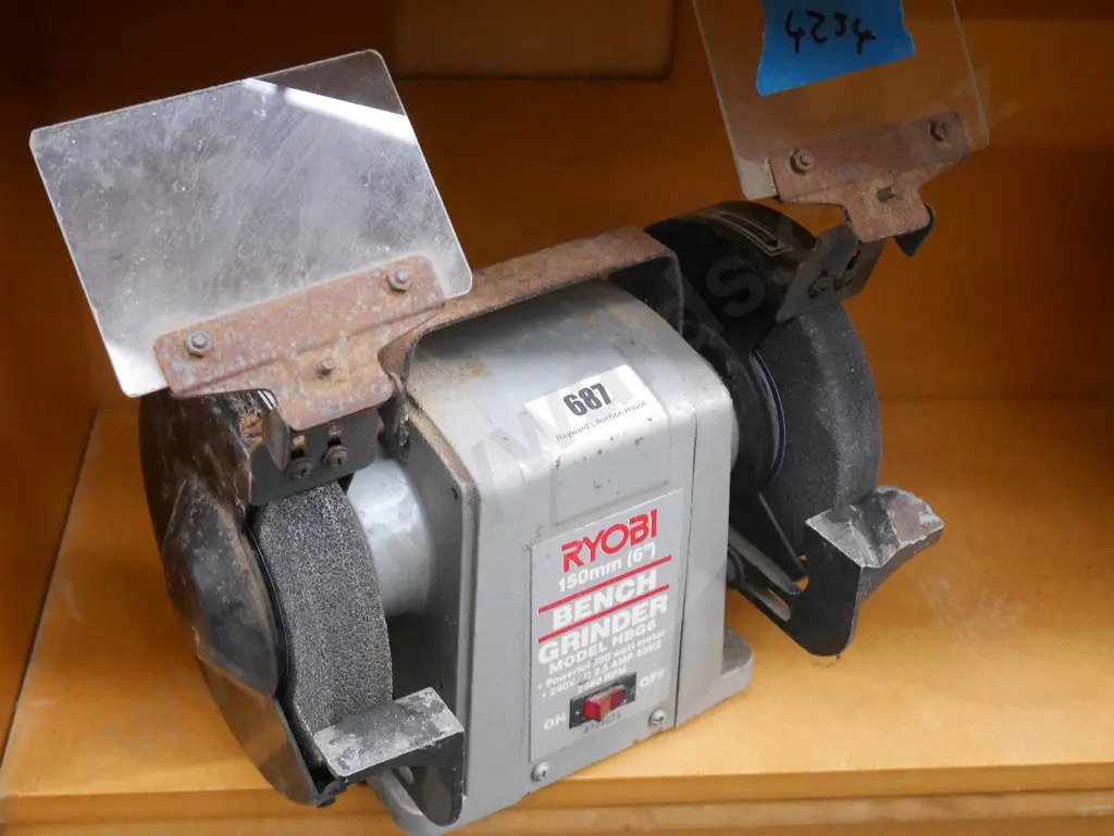 Ryobi 150mm bench grinder Image 1++