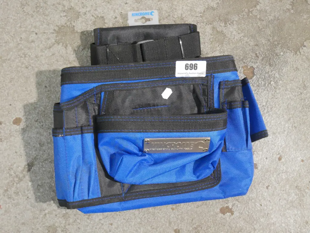 multi purpose nail bag Image 1++