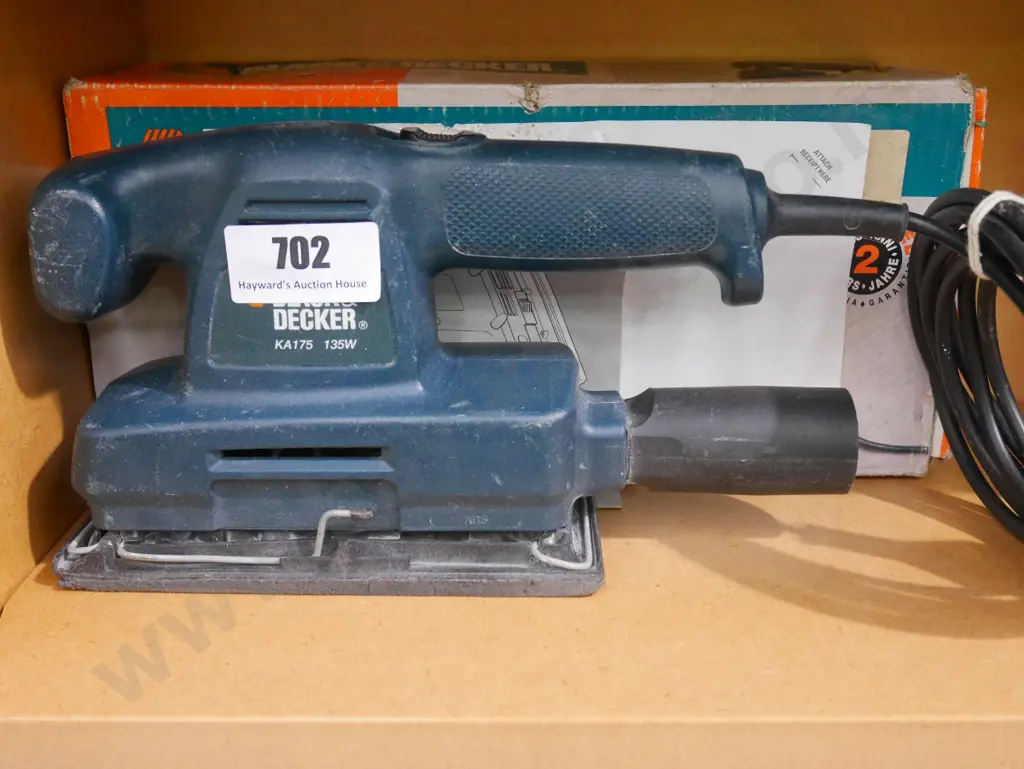 Black & Decker orbital sander Image 1++