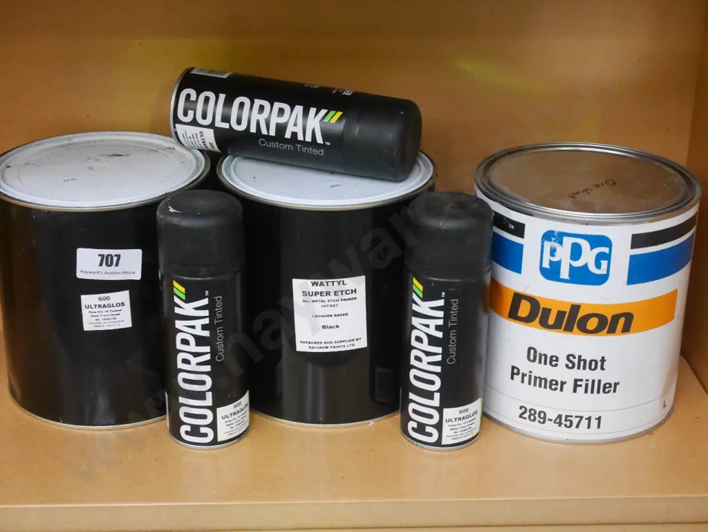 3 tins of primer, 3 spray cans Image 1++