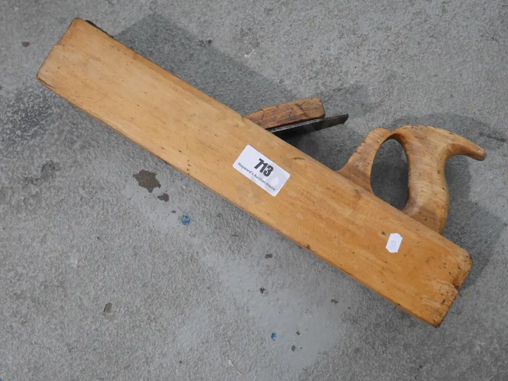wooden hand plane Image 1++