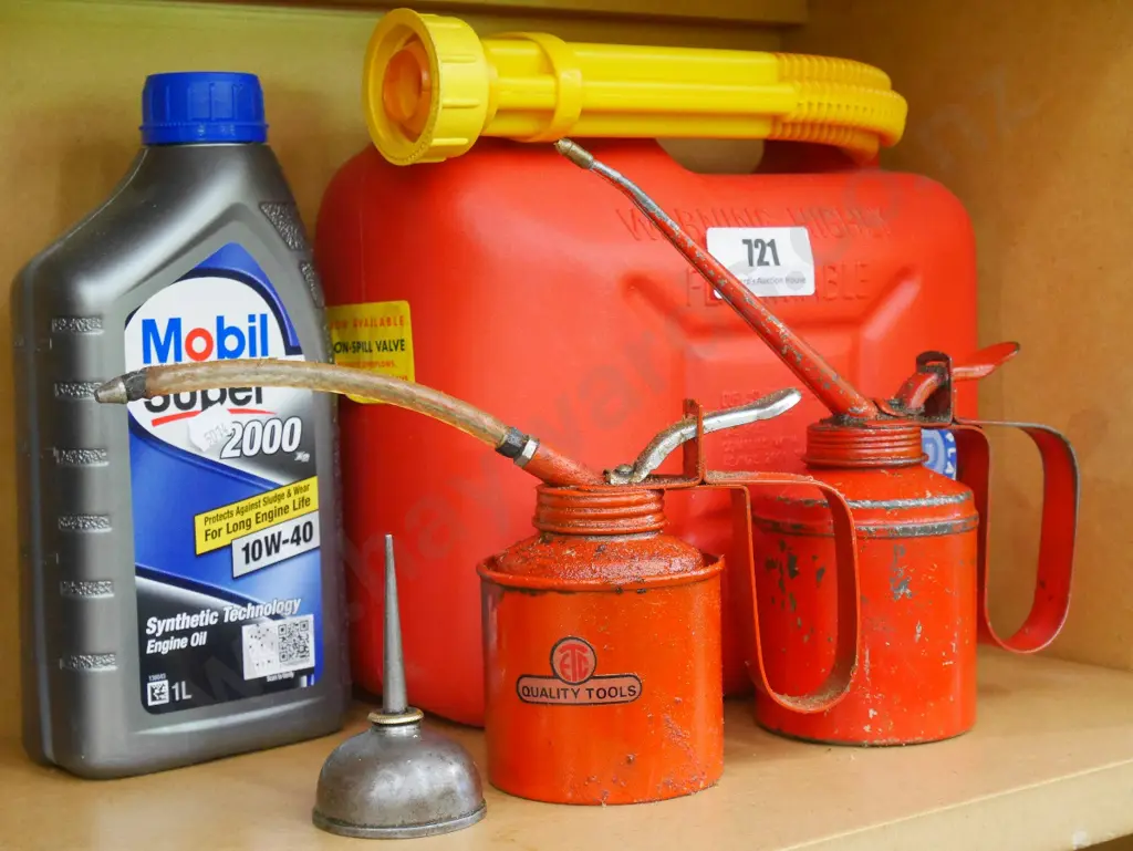 petrol container, oilers, bottle of oil Image 1++