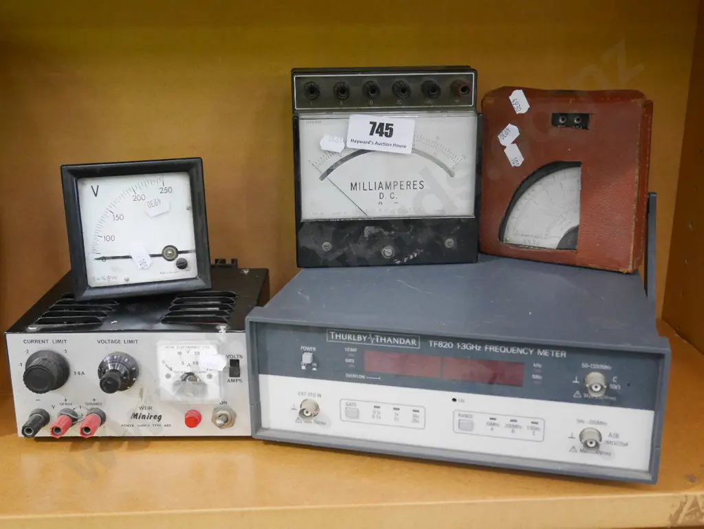 voltmeters, frequency meters etc Image 1++