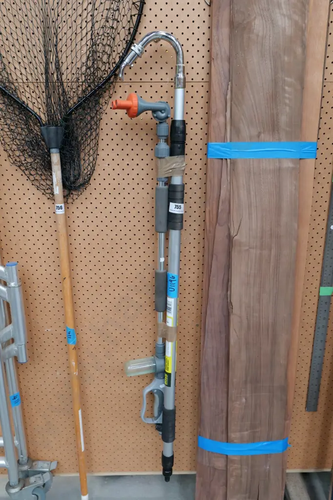 gutter wand, telescopic garden sprayer Image 1++