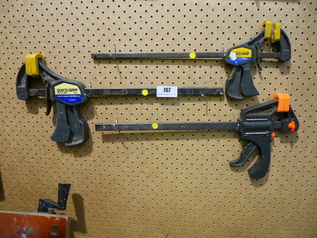 3 quick release clamps - yellow dots Image 1++