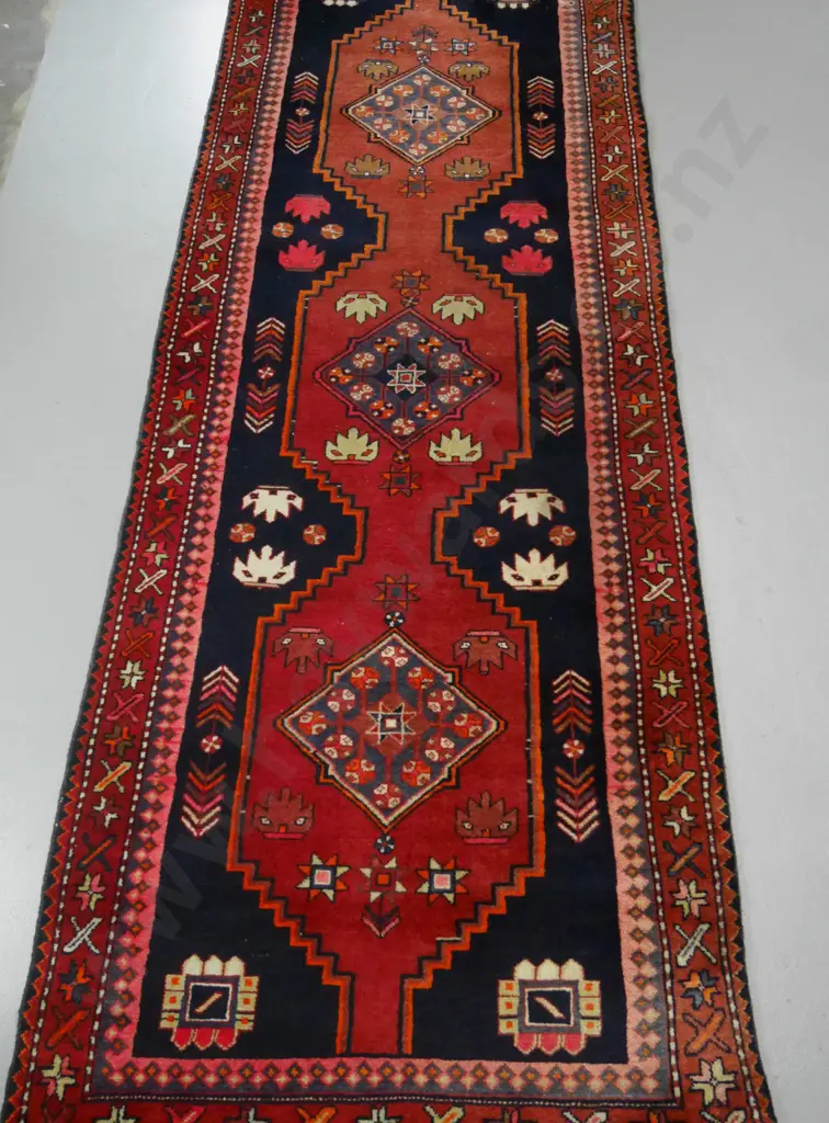 Iranian hand-knotted wool floor rug - reds, black and grey - L2850 W1080 Image 1++