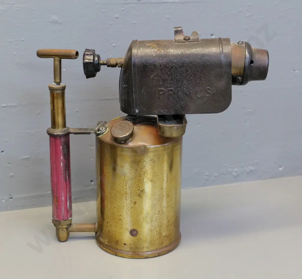 brass gas blow lamp / torch marked B.A. Hjorth & Primus, Made in Sweden H290 Image 1++