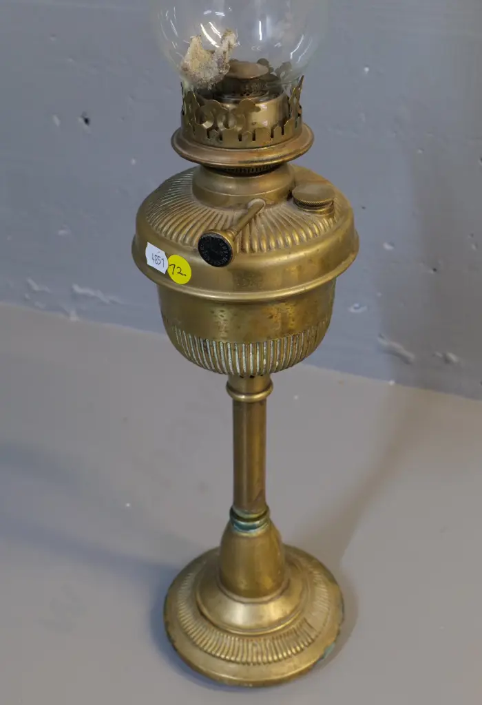 vintage brass kerosene lamp with chimney - some discolouration to brass H-565 Image 1++