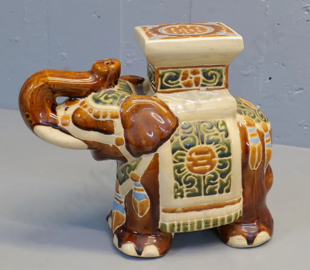 ceramic elephant pot stand H-280 L-340 Image 1++