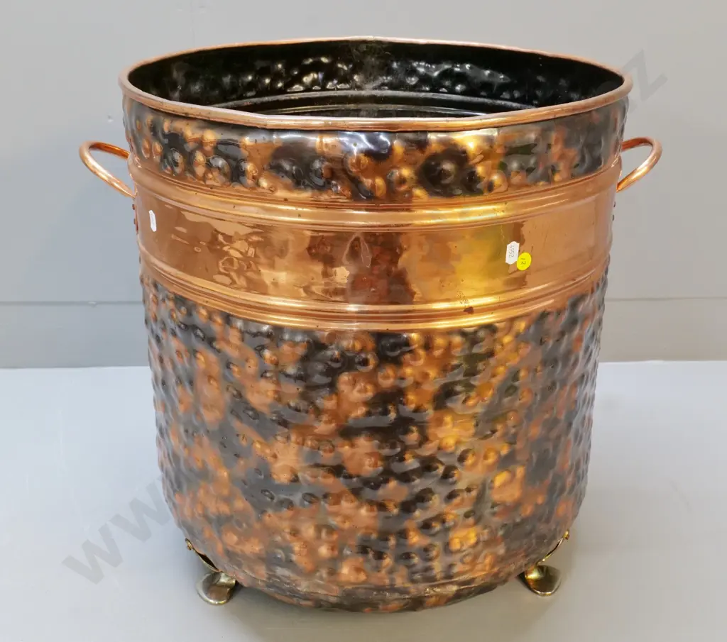 beaten copper wood bin with copper handles, on 3 brass feet H-490 Diameter 450 Image 1++