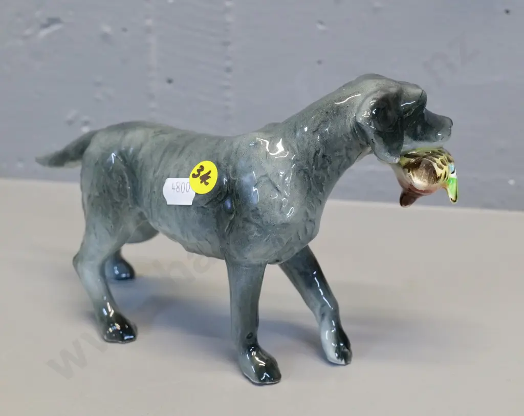 ceramic retriever dog with duck or pheasant in mouth - no maker's marks H-140 L-230 Image 1++