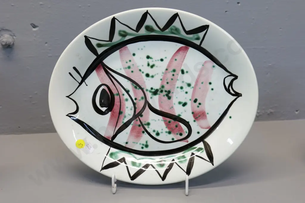 Crown Lynn Frank Carpay oval fish dish - marked Werk 765-7 w/tiki mark - some crazing/staining L305 W260 Image 1++