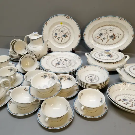 Royal Doulton Old Colony 6 place dinner set including teapot, ashett, 2 covered veges - missing one side plate