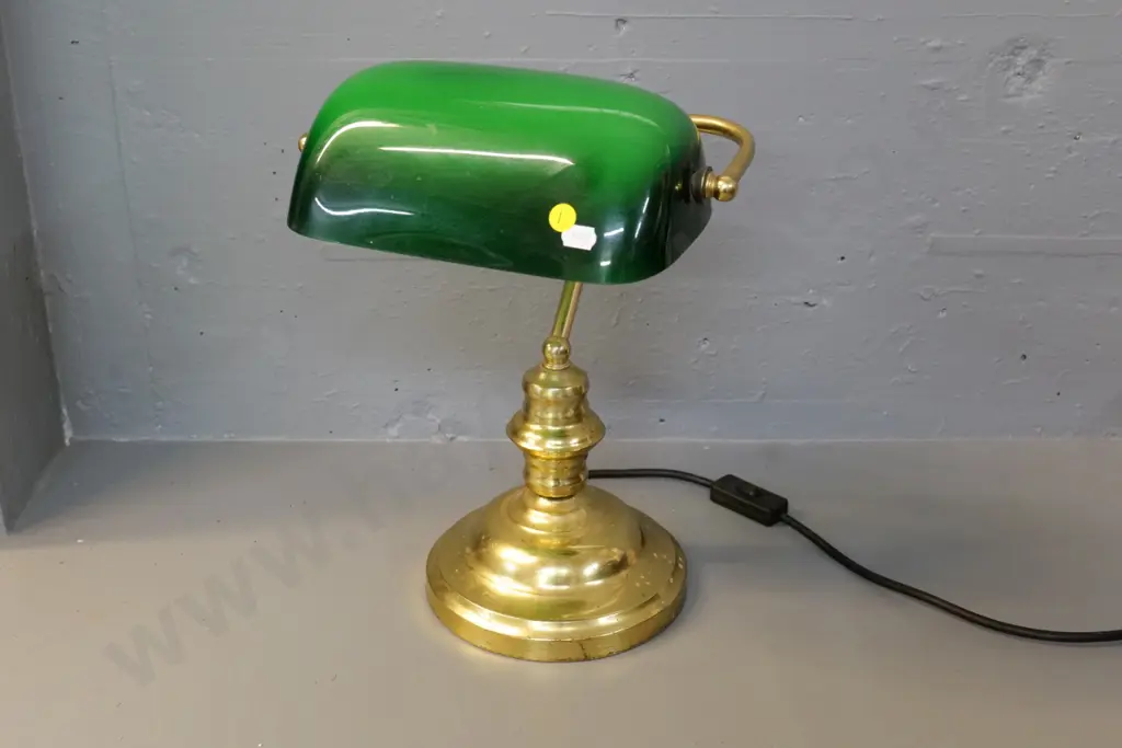 reproduction brass based banker's lamp with green glass shade - some pitting to brass H360 W260 Image 1++