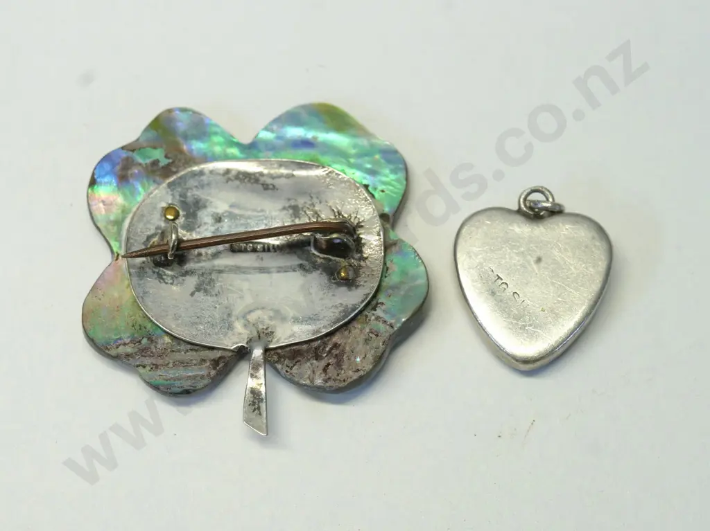 silver heart shaped paua necklace no chain & paua 4 leaf clover brooch both stamped stg sil Image 1++