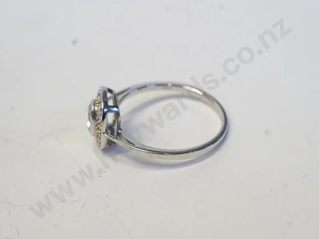 cz dress ring stamped 925 Image 1++