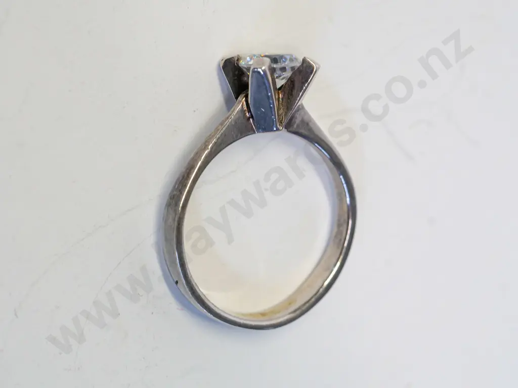 silver cz dress ring stamped 925 Image 1++