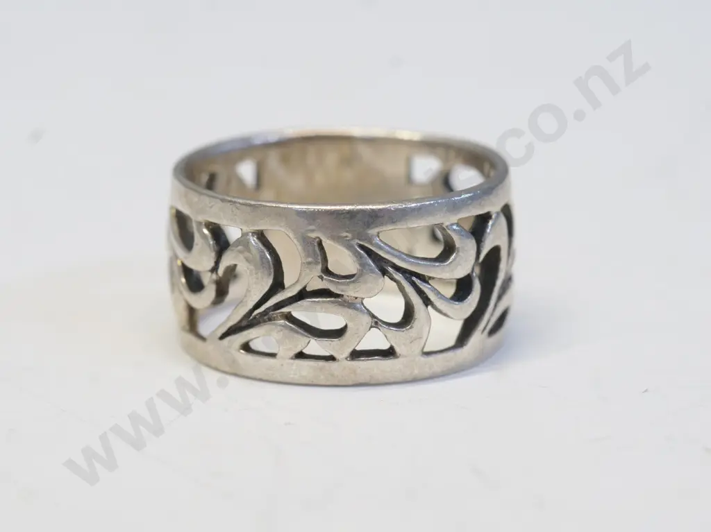 silver ring stamped 925 Image 1++