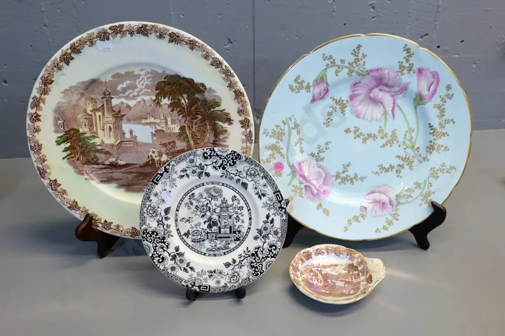 Coalport cabinet plate D-270, Myott Indiana side plate, and 2 pieces Maling Venetian ware - cabinet plate and pin dish Image 1++