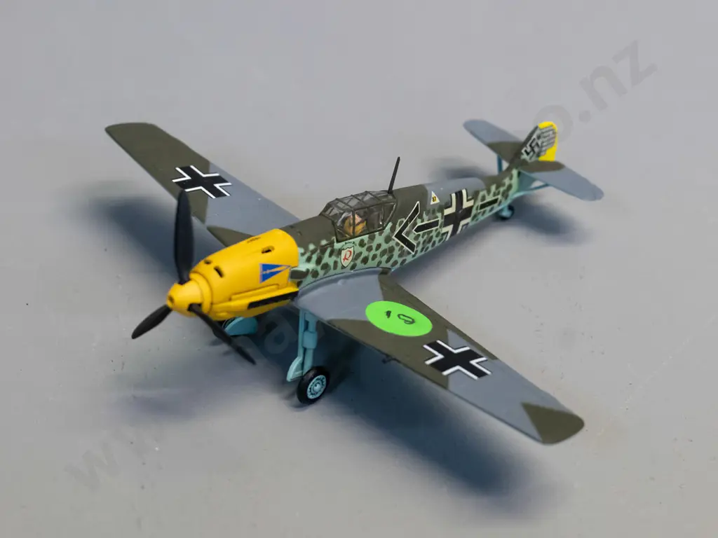 Corgi 1:72 die-cast Messerschmidt BF109 fighter Image 1++