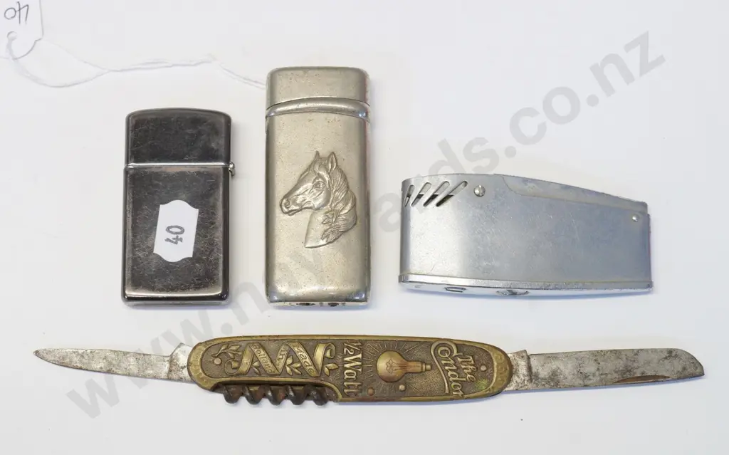pocket knife 'The Condor 1/2 Watt' & 3 lighters Image 1++