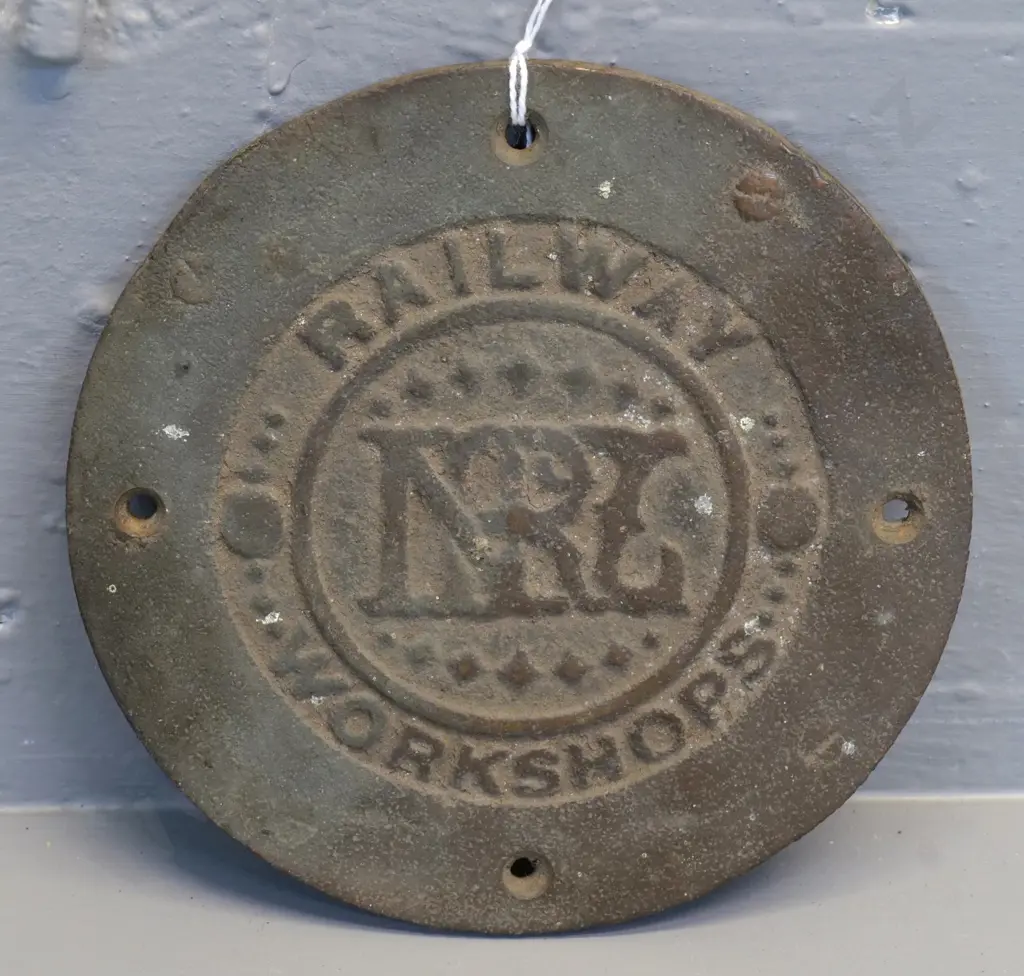 cast brass Railway Workshops NZR carriage king bolt cover plate - diameter 165 Image 1++
