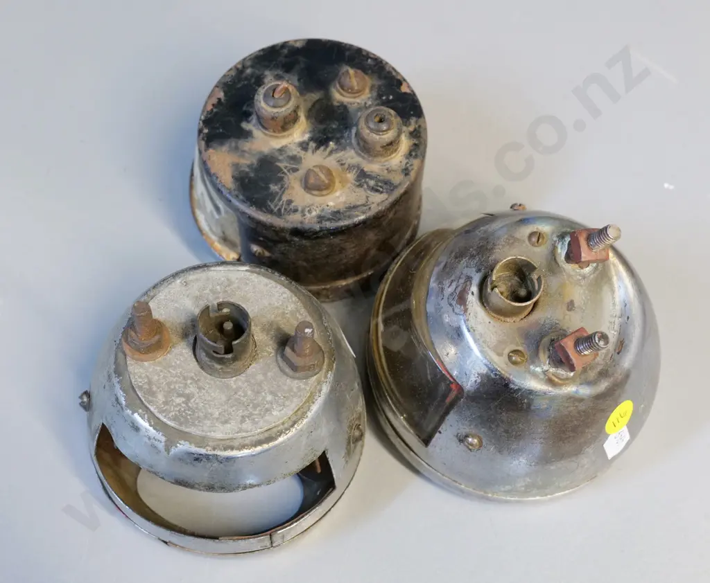 3 vintage automotive tail lights - Brown Bi-Lite with "Stop" lens, one missing lens - largest is Diameter 115 Image 1++
