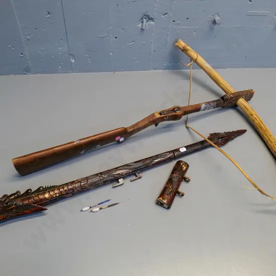 ornamental or souvenir weapons - rustic hand-made crossbow & carved dragon motif bone or composite item with darts L760