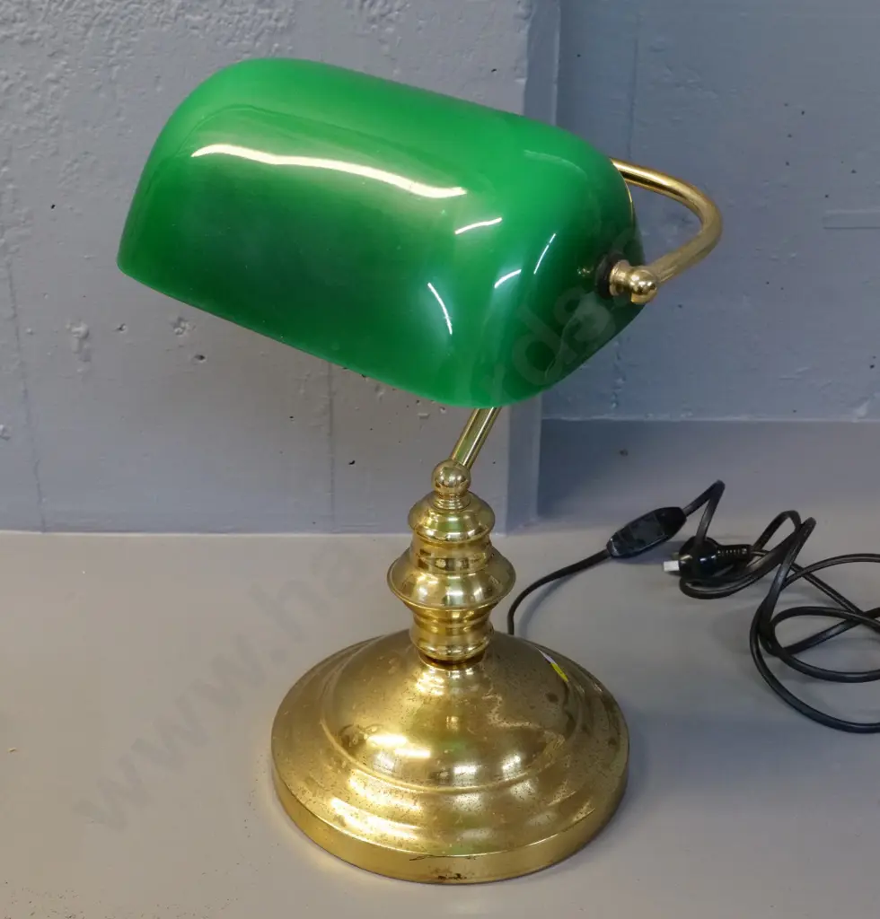 brass banker's lamp with green glass shade - pitting to brass H-380 W-250 Image 1++