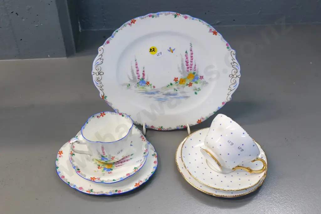 Paragon Foxglove cake plate and trio, and a Shelley trio Image 1++
