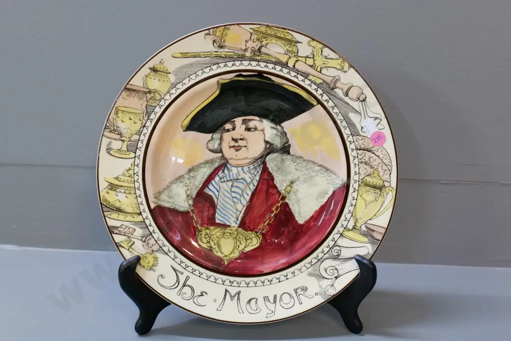 Royal Doulton plate - The Mayor - D270 Image 1++