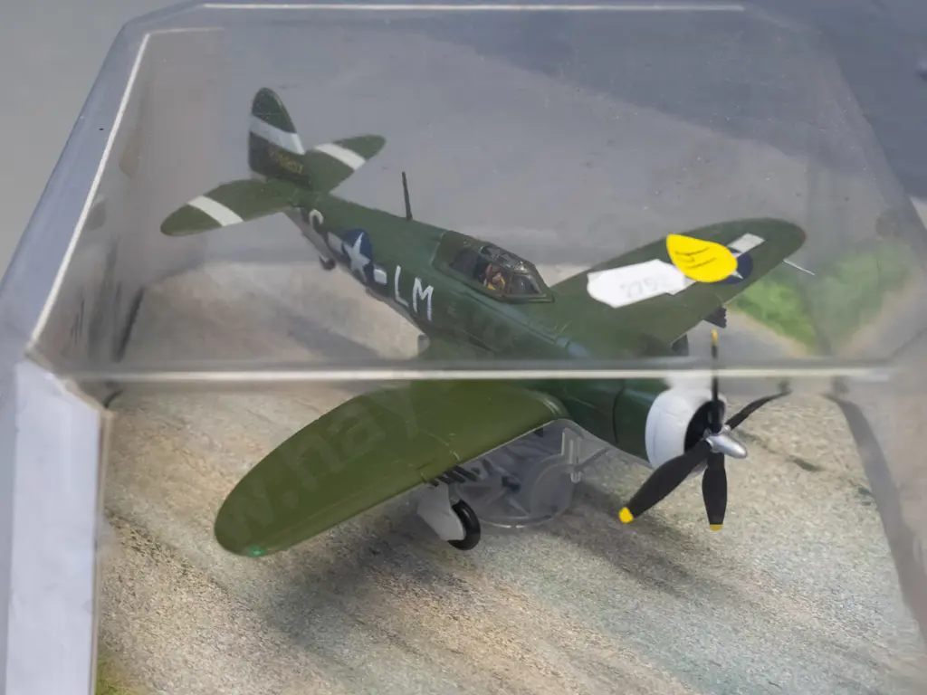 Corgi 1:72 die-cast USAF P47D Thunderbolt fighter in original packaging Image 1++
