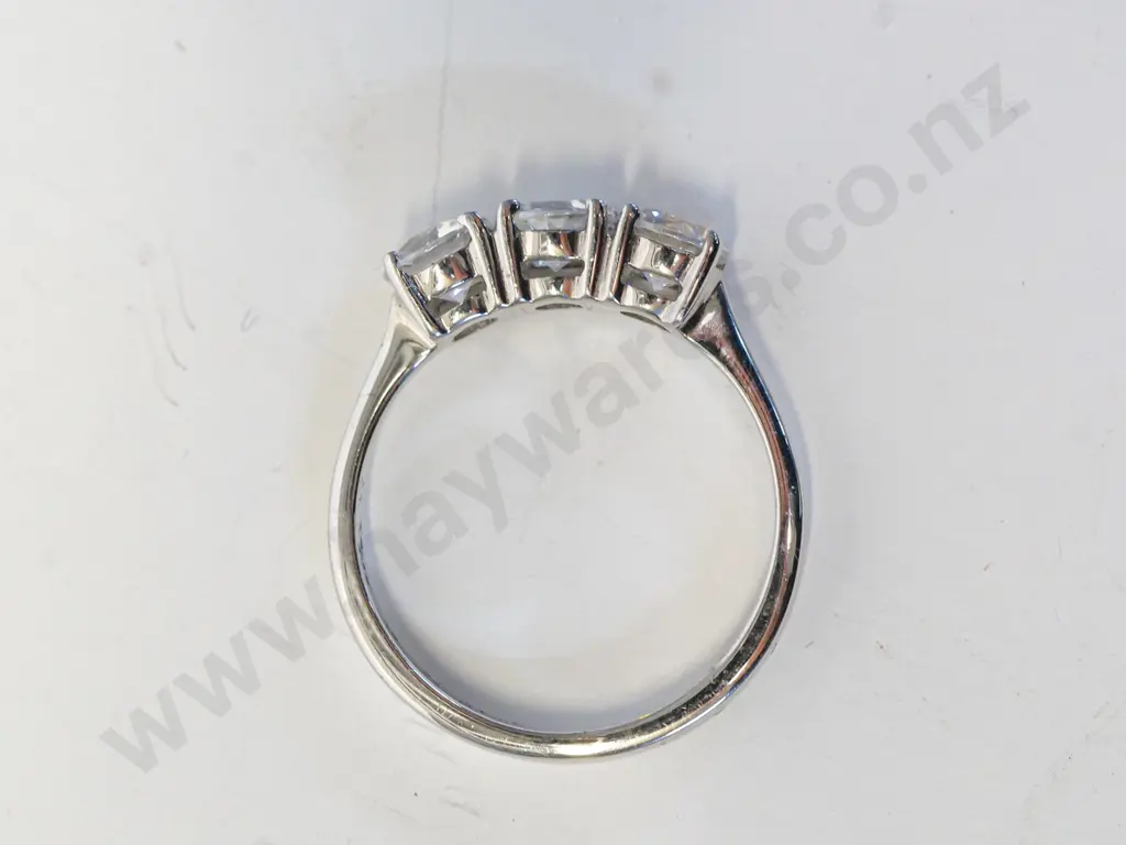 cz dress ring stamped 925 Image 1++