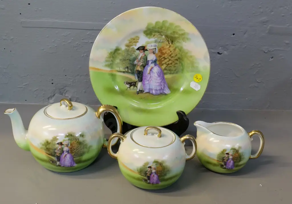 Royal Bayreuth Gainsborough motif tea set - teapot, cream, sugar & plate D-195 Image 1++