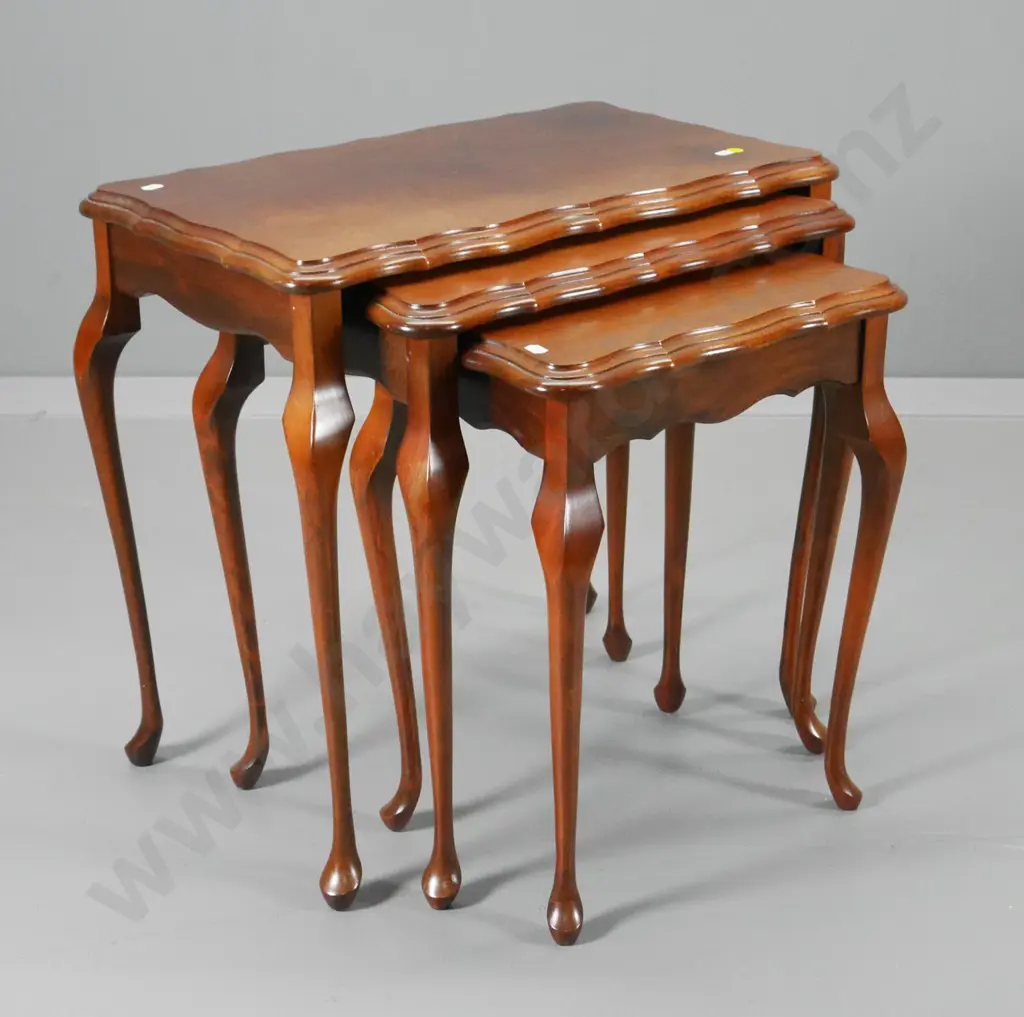 reproduction solid mahogany set of 3 cab-leg nesting tables - fading to largest H520 W550 D340 Image 1++