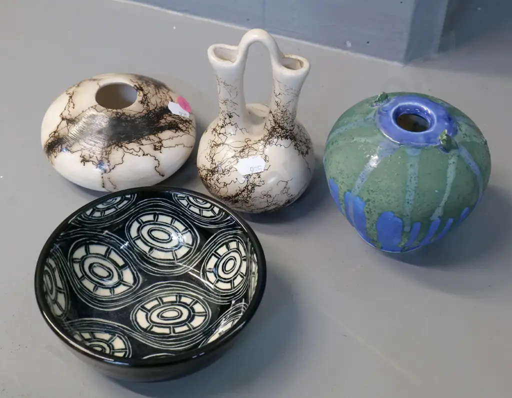4 small studio pottery items -  Michelle Todd bowl D-130, two "Skeeter Vail" taller H-130, one vase Image 1++