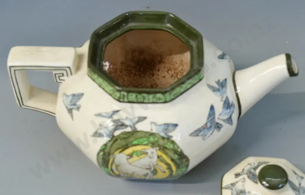 Royal Doulton piper and birds motif teapot - some crazing H-120 W-230 Image 1++