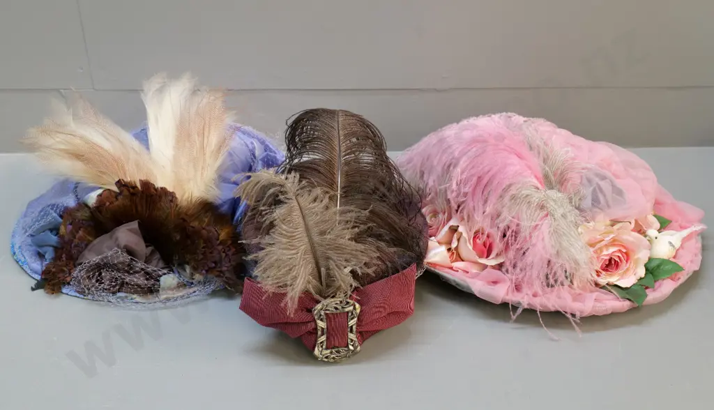 vintage costume items - 3 Edwardian style hats Image 1++