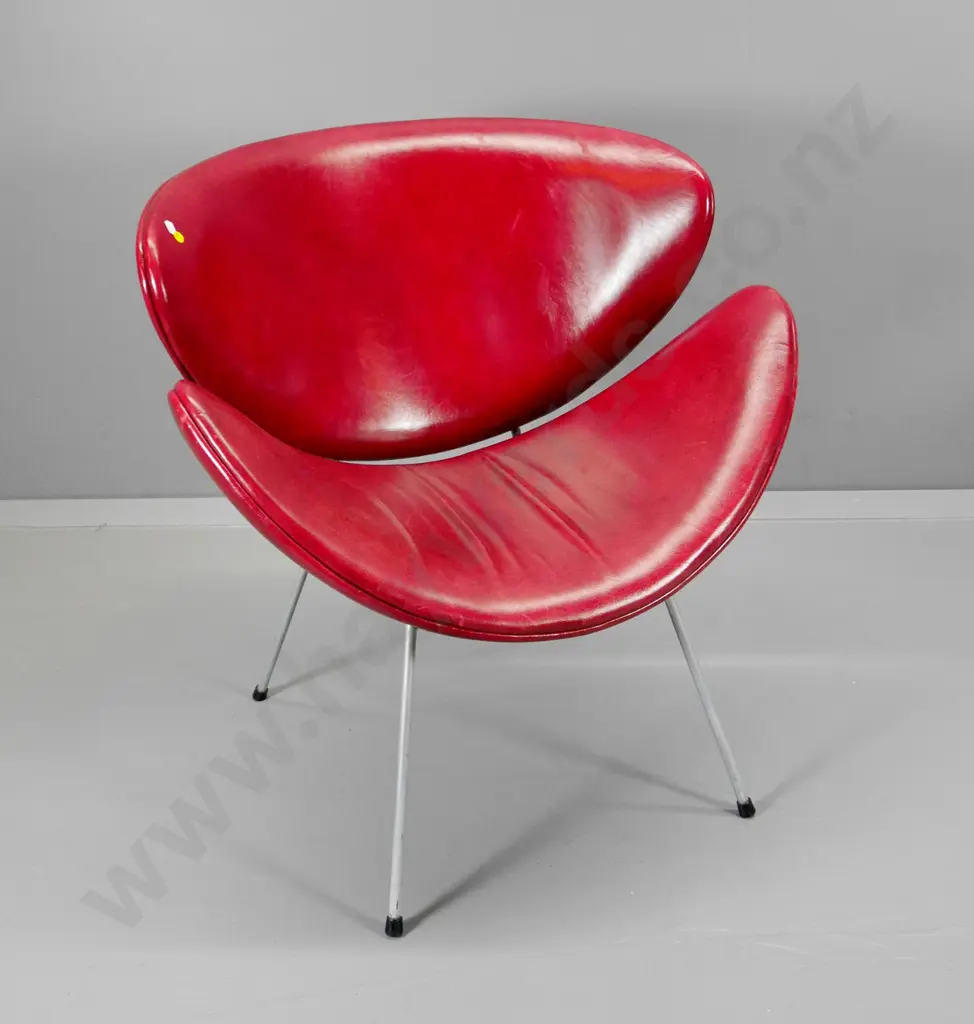 red leather upholstered lip chair with silver painted metal frame H-750 W-700 D-700 Image 1++