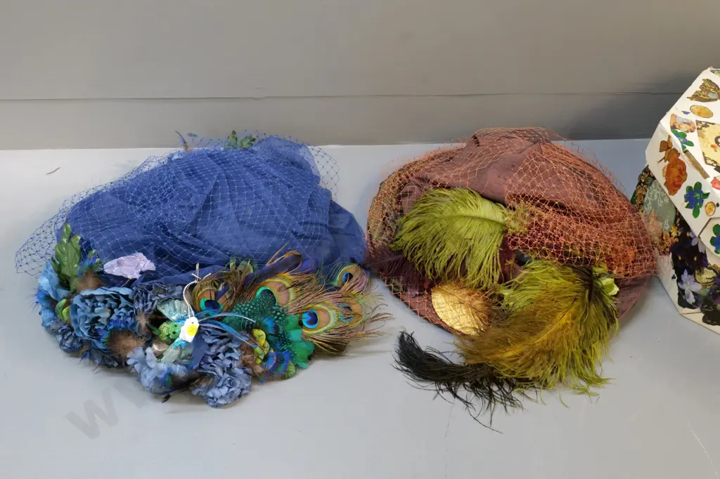 vintage costume items - 2 highly decorated hats in appliqued hat box Image 1++