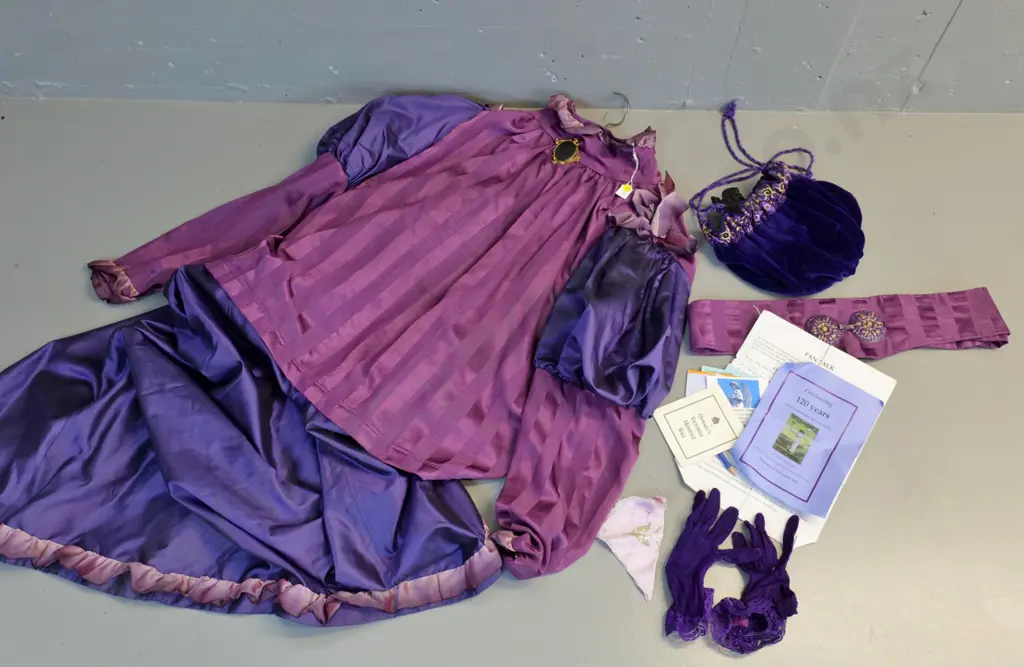 vintage costume items - purple Victorian/Edwardian style skirt and top, drawstring bag, Oamaru and area event ephemera Image 1++