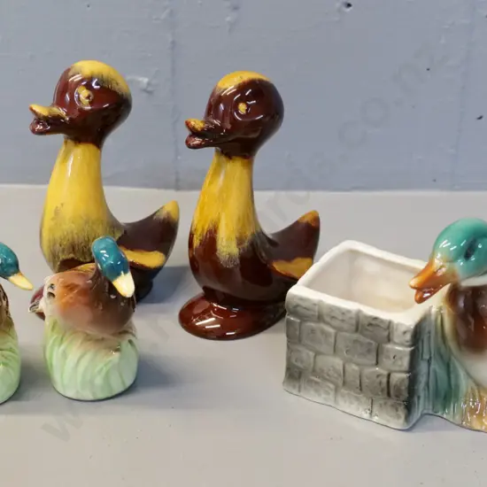 ceramic duck ornaments: salt & pepper marked Japan, vase no maker's mark, and 2 Blue Mountain ducks H-140 L-140