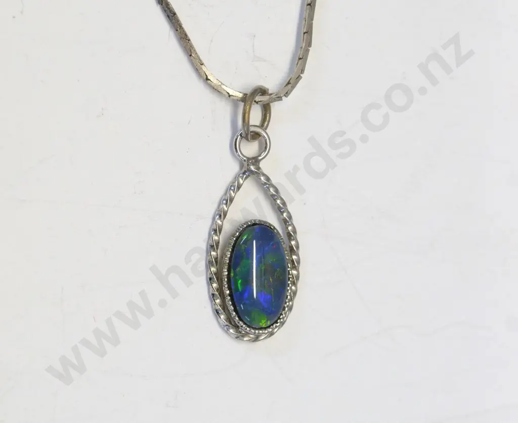 silver opal necklace stamped 925 Image 1++