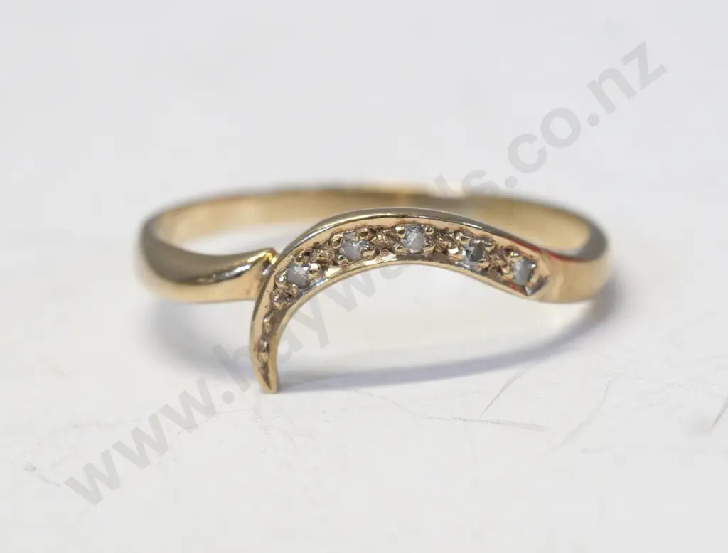 9ct diamond half moon ring - stamped Image 1++