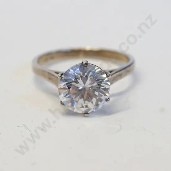 silver cz ring stamped 925