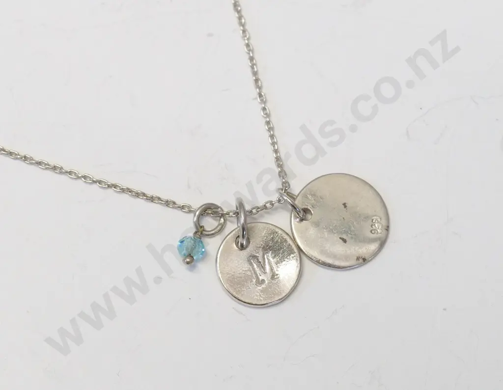 silver necklace with the letter 'M' stamped 925 Image 1++